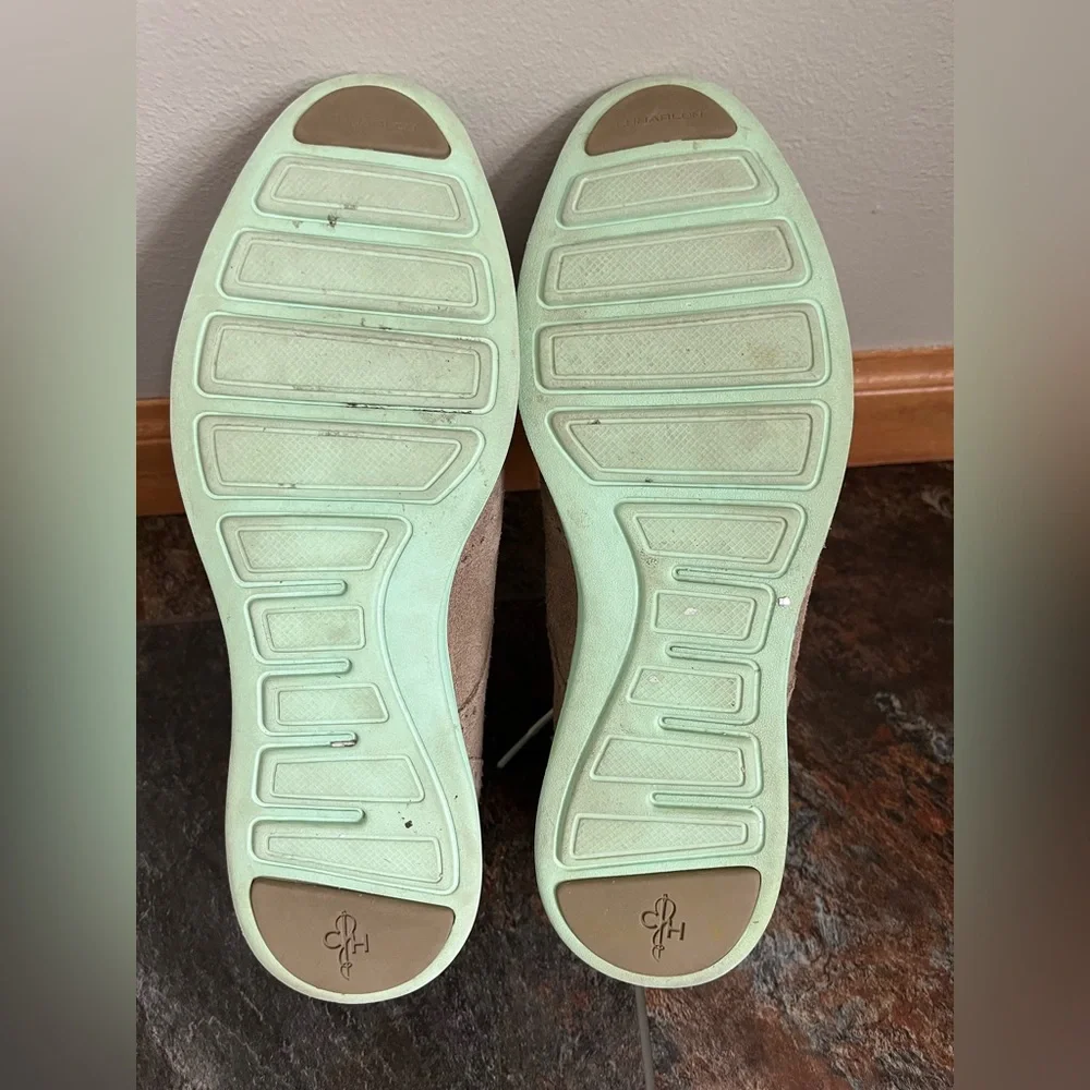 Women’s Cole Haan Lunargrand taupe suede wingtip oxford lace up shoe. Size 7B - Picture 8 of 9